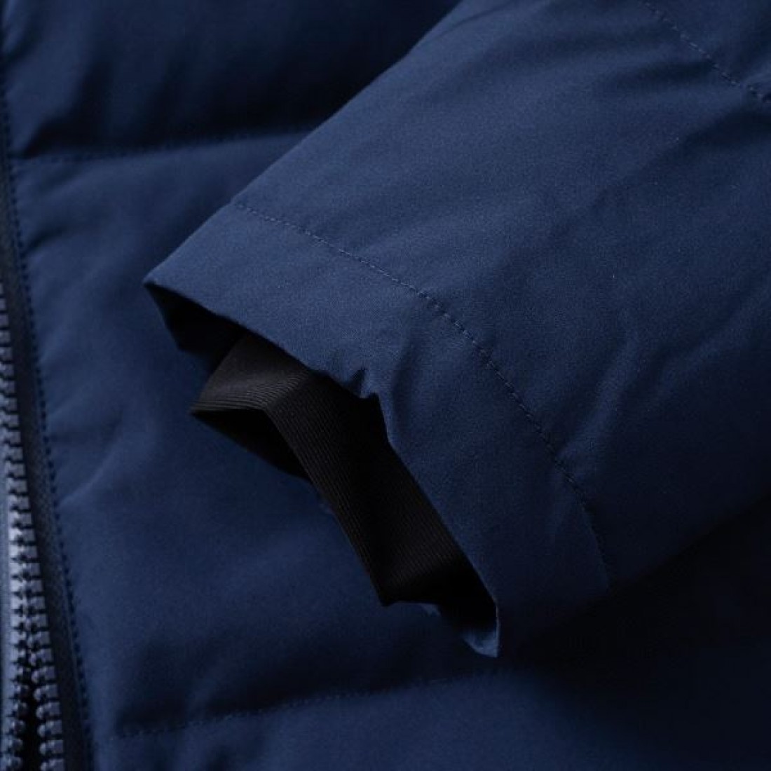 クラシック モダン 高品質 モンクレール MONCLER コピー ダウンジャケット 保温