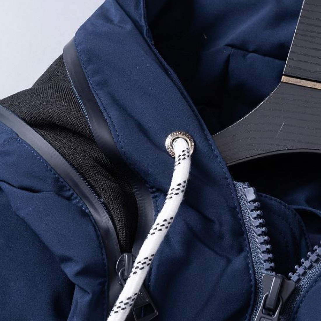 クラシック モダン 高品質 モンクレール MONCLER コピー ダウンジャケット 保温