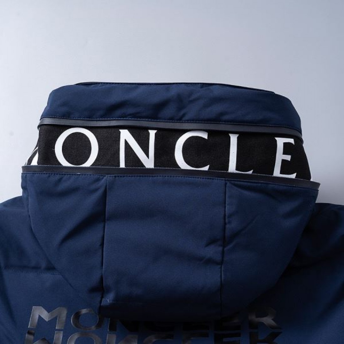 クラシック モダン 高品質 モンクレール MONCLER コピー ダウンジャケット 保温