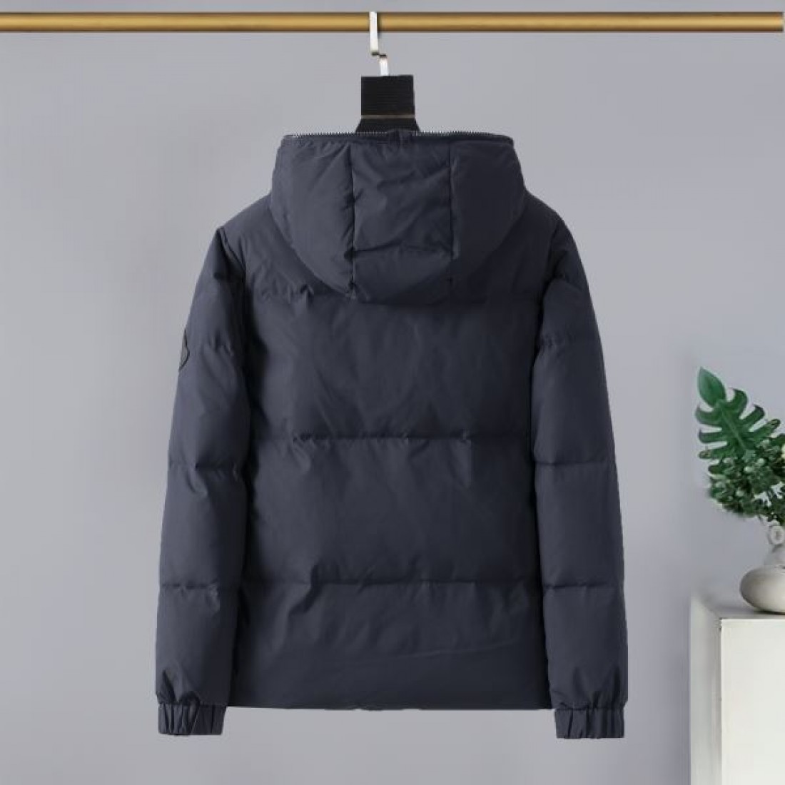 軽量 柔軟 高品質 モンクレール MONCLER コピー ダウンジャケット 暖かい 優秀 人気