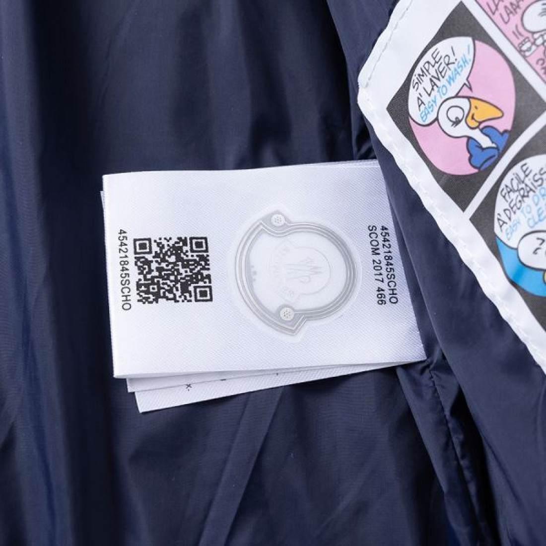 軽量 柔軟 高品質 モンクレール MONCLER コピー ダウンジャケット 暖かい 優秀 人気