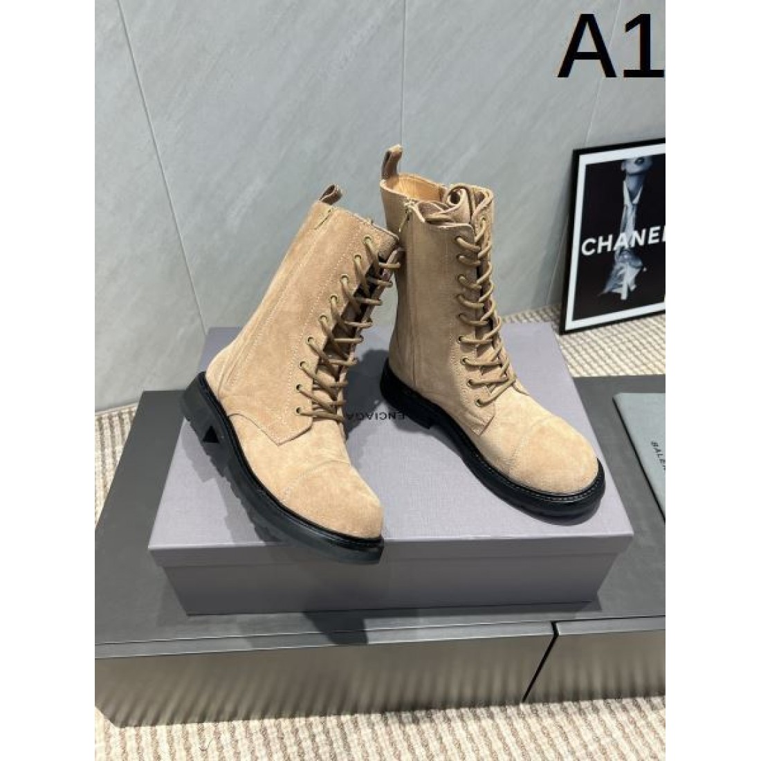 レースアップブーツ タフソール ショート丈 ミリタリーテイスト BALENCIAGA バレンシアガ コピー ブーツ モードストリート 2026注目