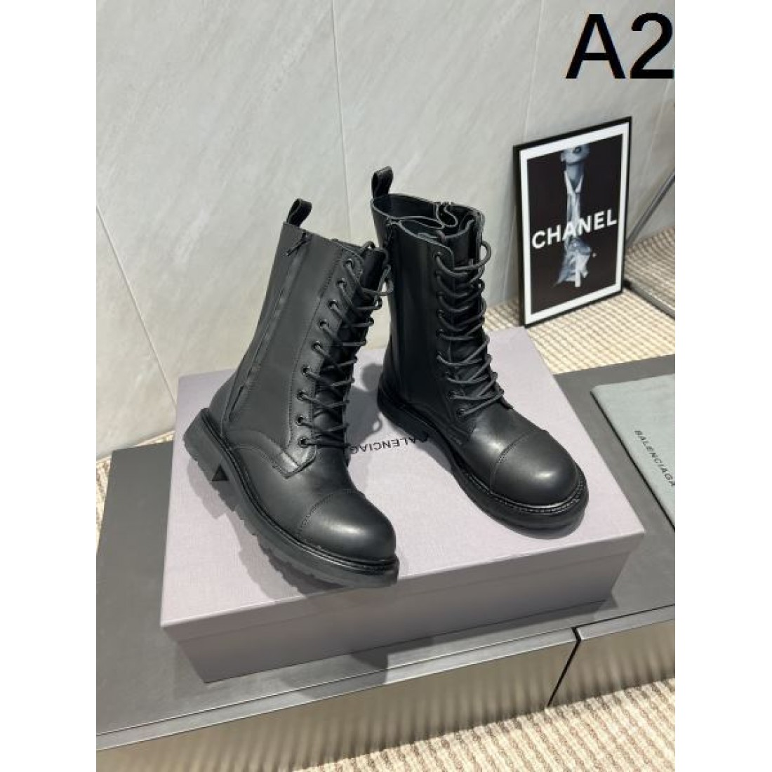 レースアップブーツ タフソール ショート丈 ミリタリーテイスト BALENCIAGA バレンシアガ コピー ブーツ モードストリート 2026注目