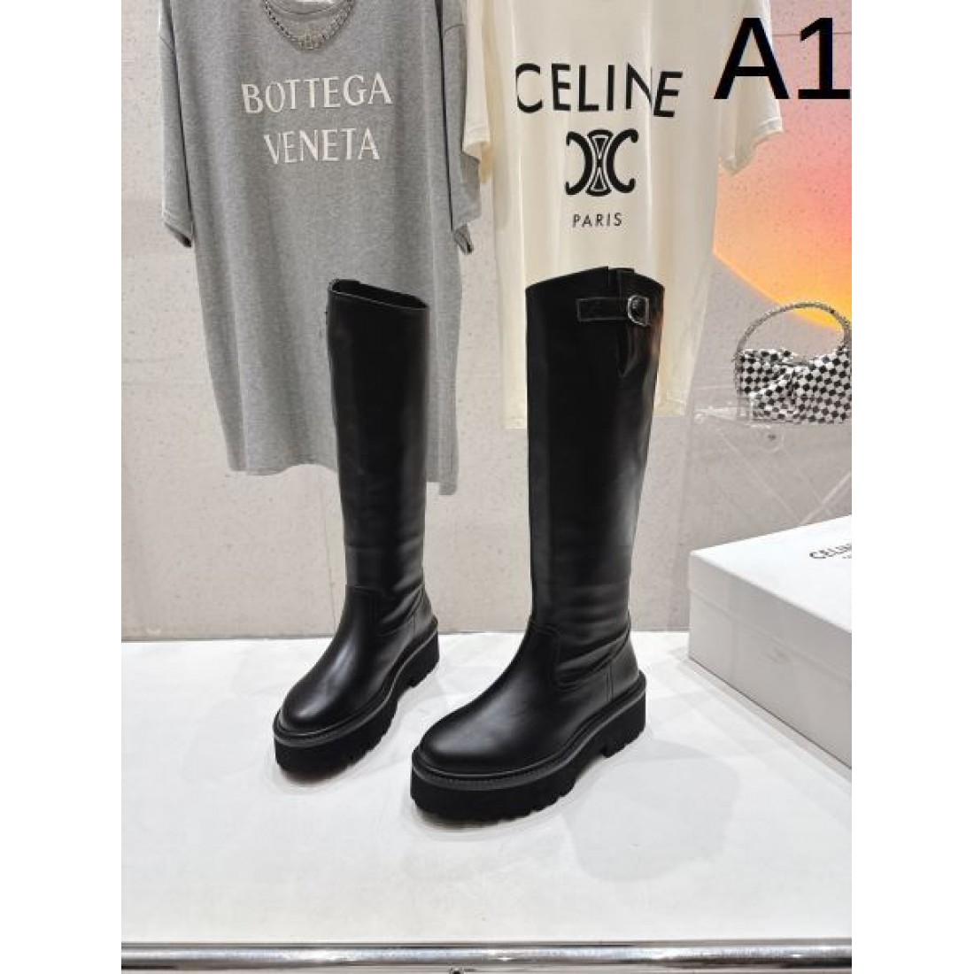 レザーブーツ 厚底ソール ミニマルデザイン CELINE セリーヌ コピー ロングブーツ モードストリート 2026新作