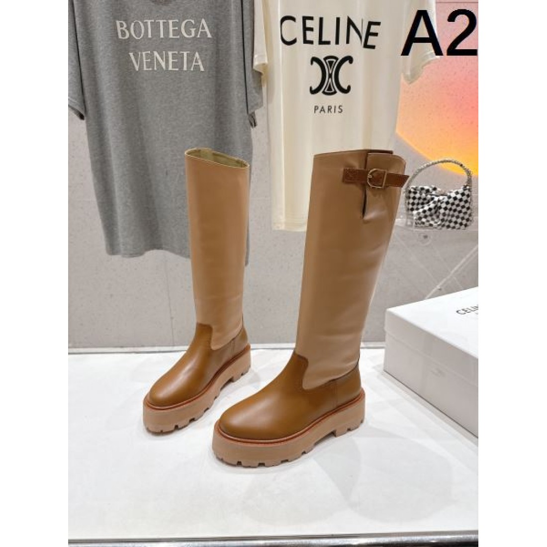 レザーブーツ 厚底ソール ミニマルデザイン CELINE セリーヌ コピー ロングブーツ モードストリート 2026新作