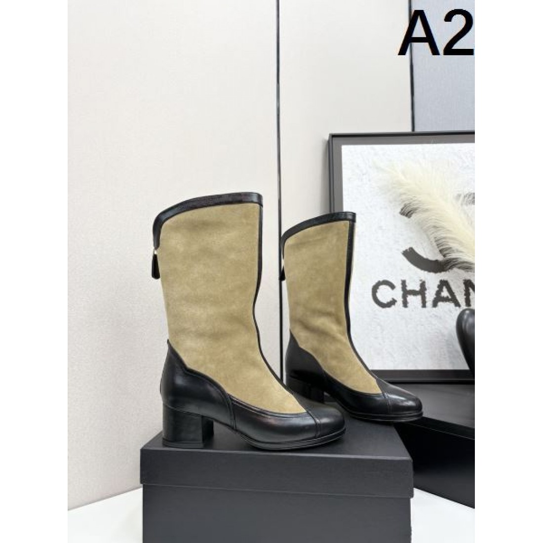スエードコンビ CHANEL シャネル コピー ロングブーツ ブラック×ベージュ配色 太ヒール仕様 上品なクラシックスタイル