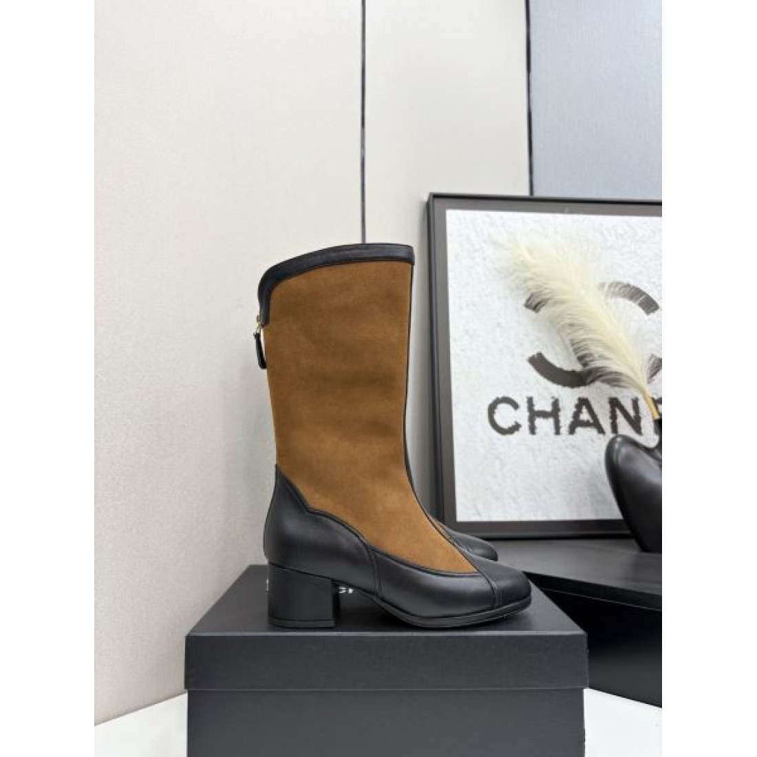 スエードコンビ CHANEL シャネル コピー ロングブーツ ブラック×ベージュ配色 太ヒール仕様 上品なクラシックスタイル