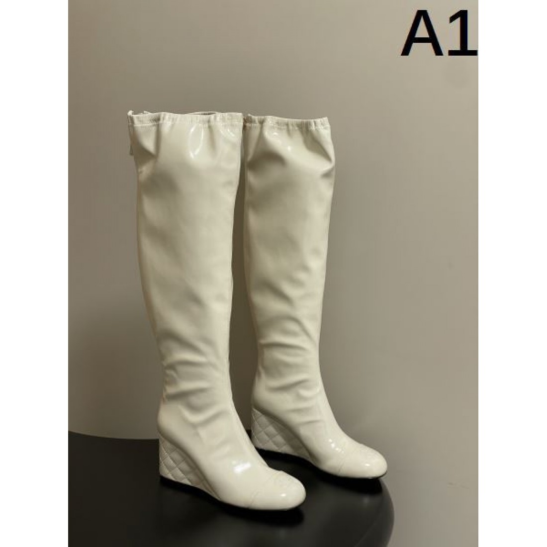 冬の定番 上品な シャネル CHANEL スーパーコピー ブーツ スタイリッシュな