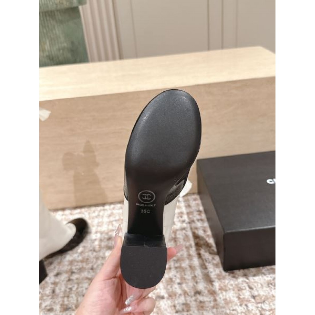 秋冬新作 エレガントな シャネル CHANEL スーパーコピー ブーツ 精巧な