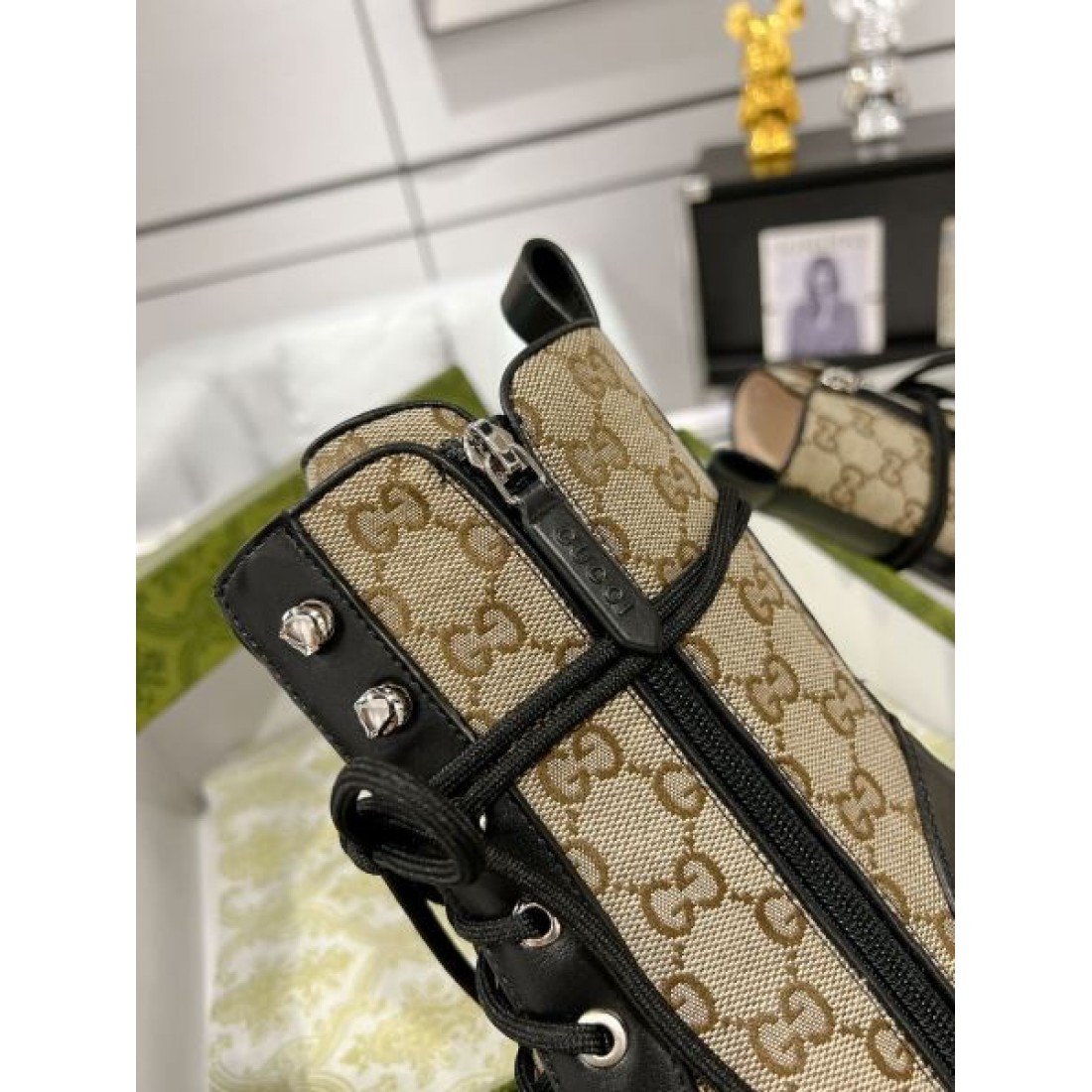 冬の逸品 スタイリッシュな GUCCI グッチ スーパーコピー ブーツ 高級感のある