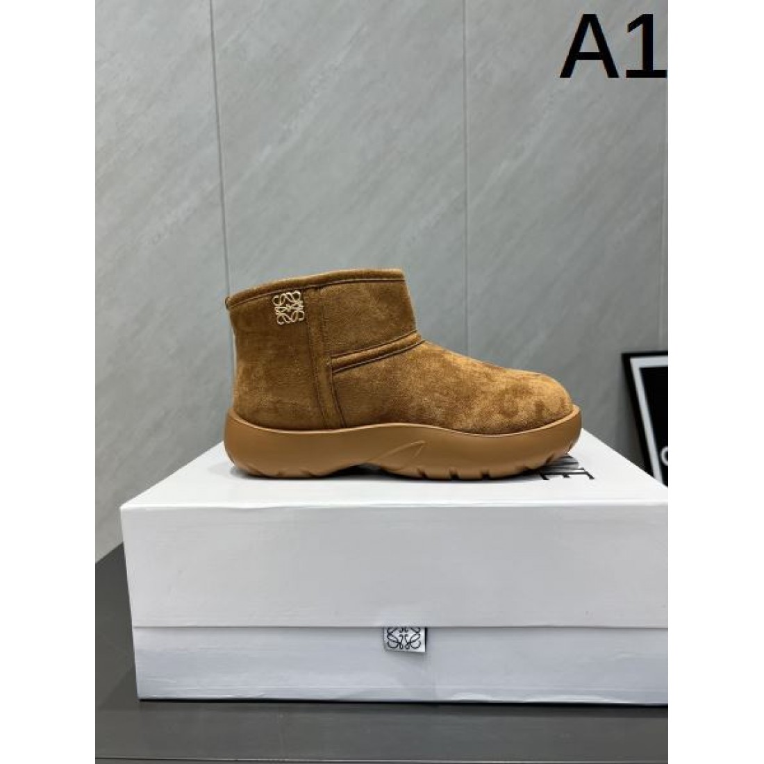 上質 お得 LOEWE ロエベ スーパーコピー ブーツ 注目商品 売れ筋おすすめモデル