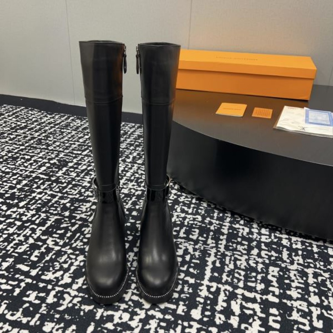 エレガント 軽量 LOUIS VUITTON ルイヴィトン コピー ブーツ 注目 205秋冬