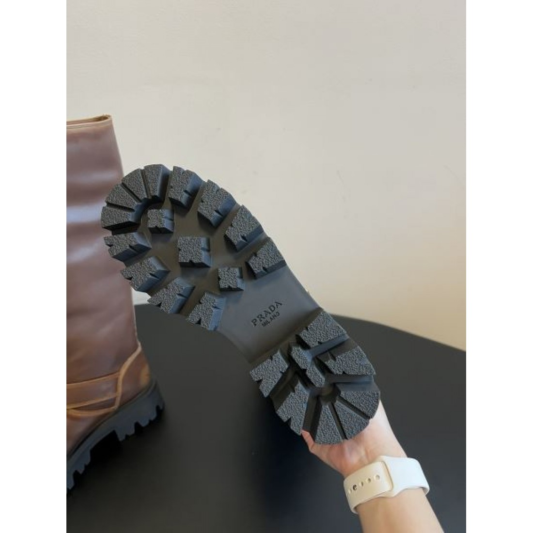 モード 機能性 PRADA プラダ コピー ブーツ 本格 205秋冬  最新コレクション