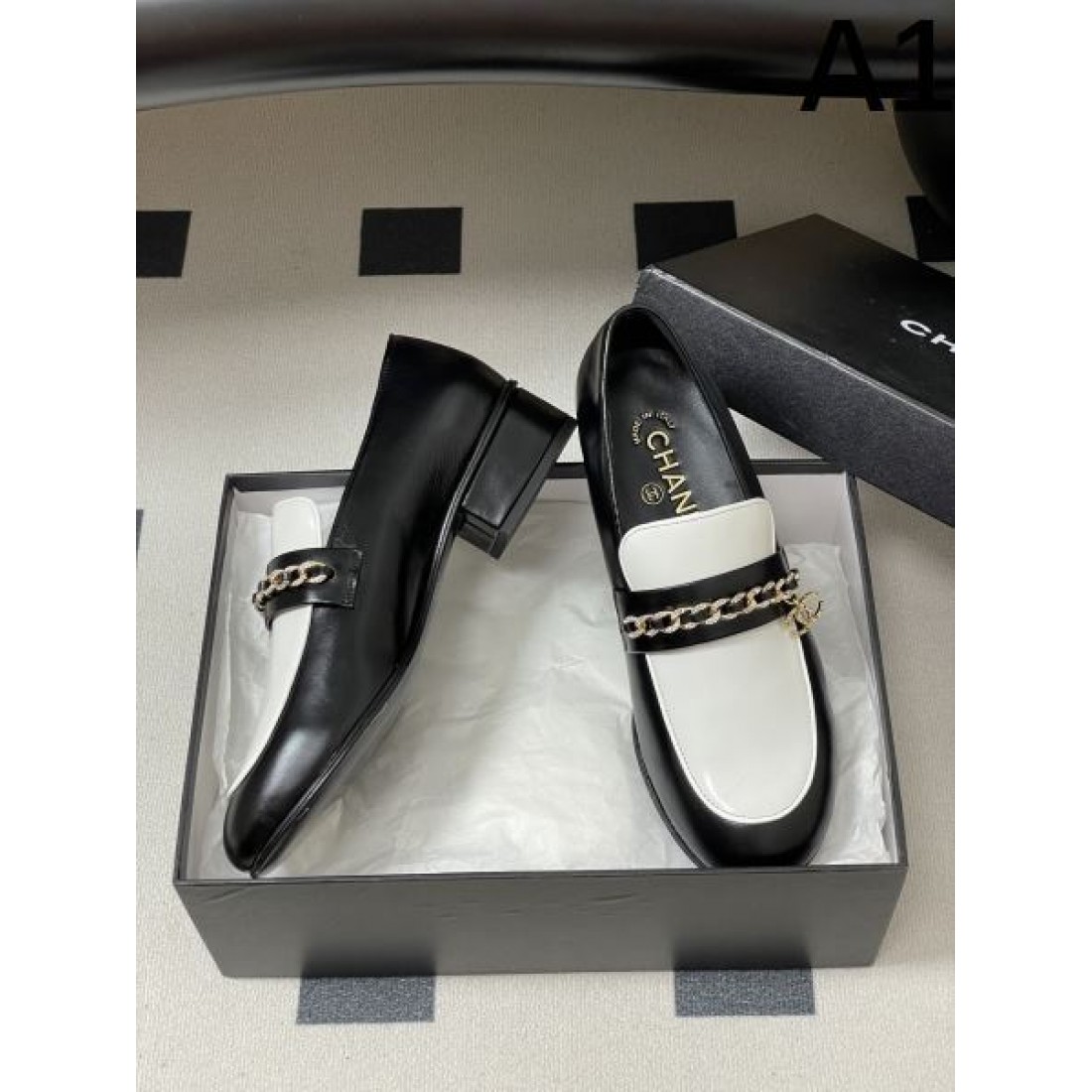 ラグジュアリーな 至高の 繊細な CHANEL シャネル コピー カジュアルシューズ 華やかな 可愛らしい