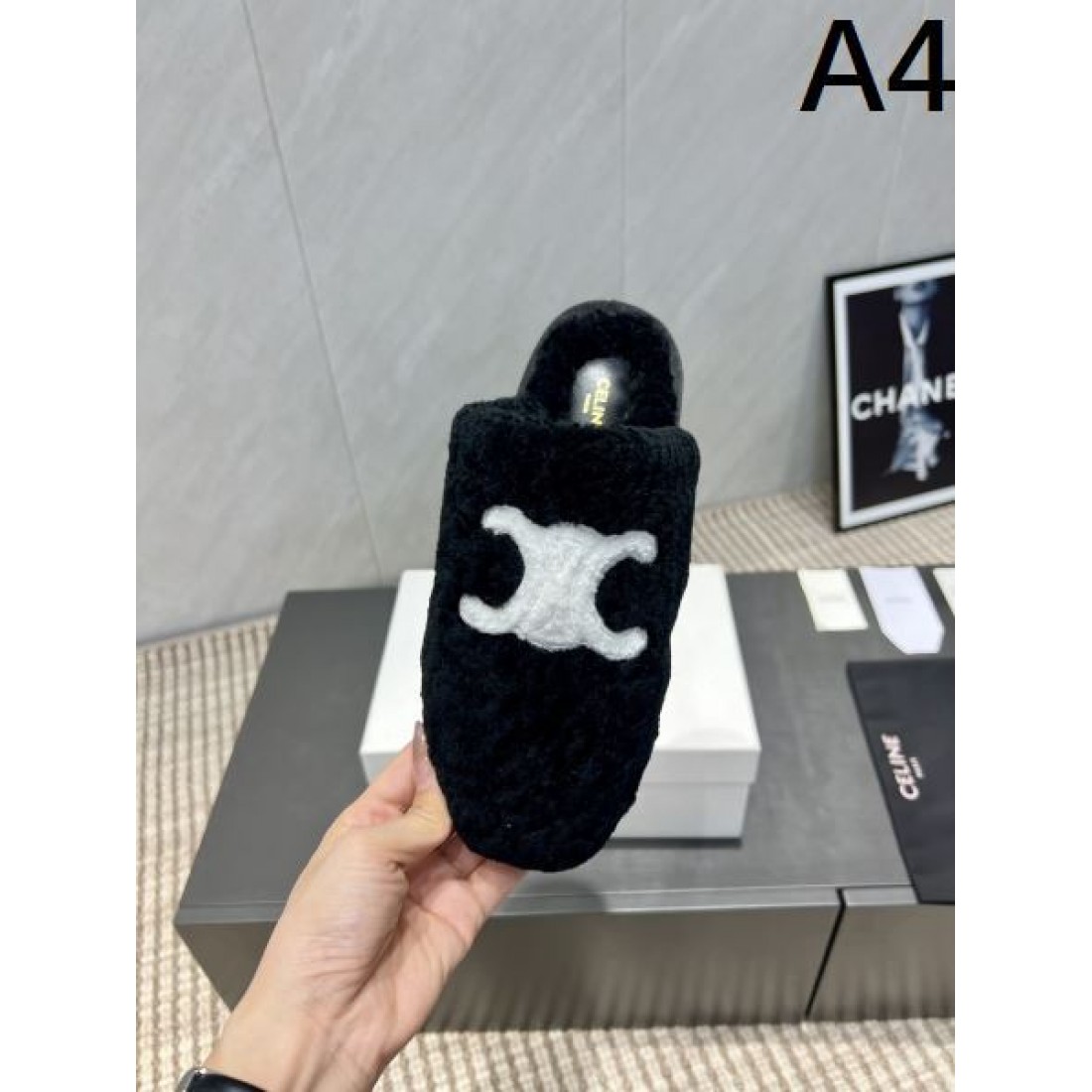 上品 なめらか 贅沢 セリーヌ CELINE コピー ファースリッパ 優雅 柔らか 心地よい