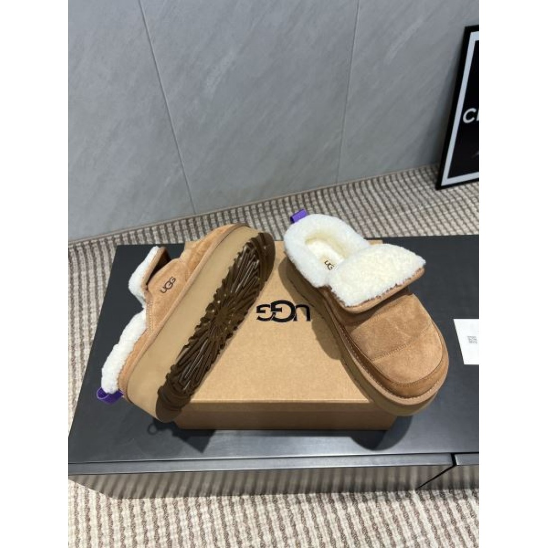 あたたかい 実用的 シンプル アグ UGG コピー ファースリッパ ナチュラル 無駄のない 軽快  