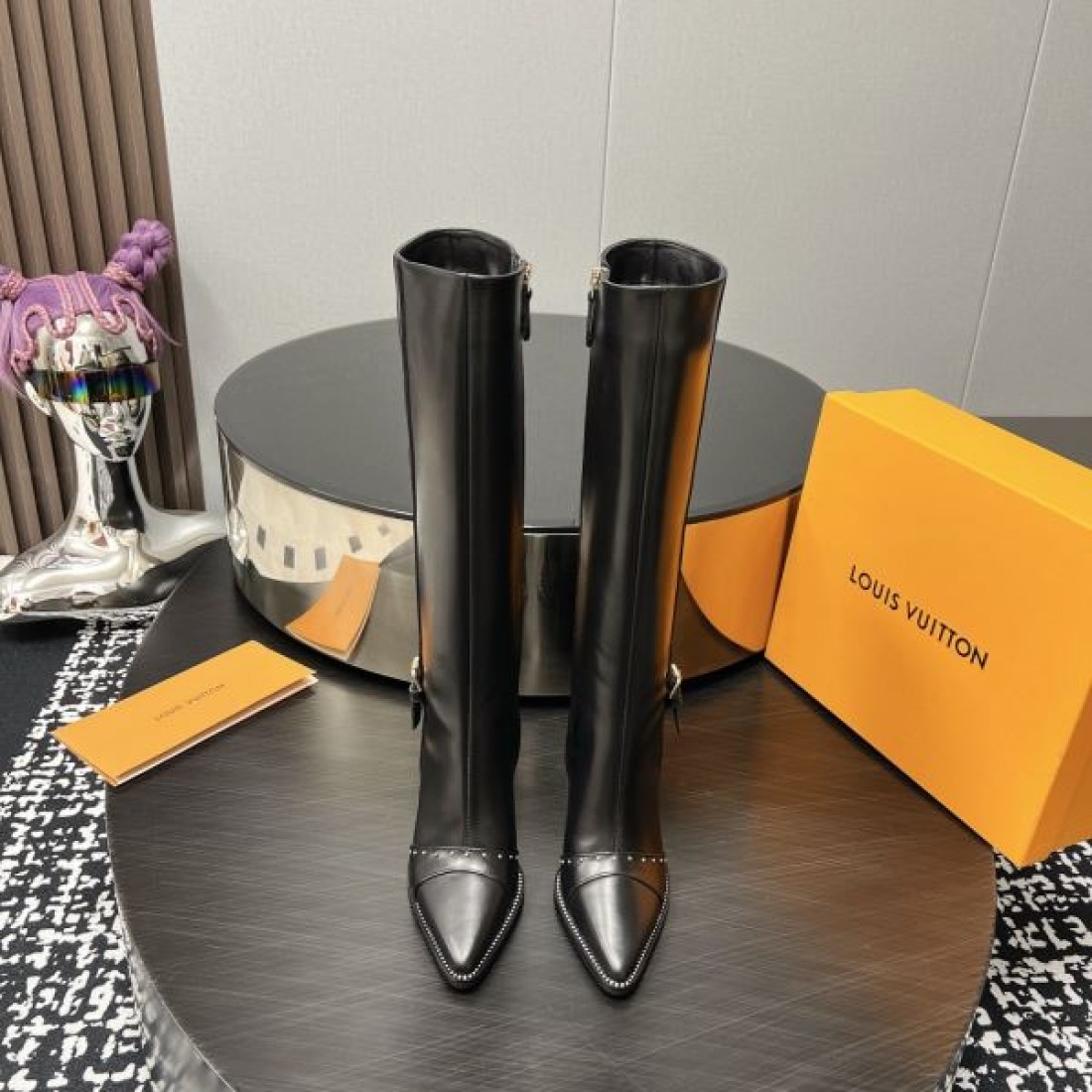 タイムレス アイコニック 威厳 LOUIS VUITTON ルイヴィトン コピー ブーツ 華麗 芸術的 気高い  