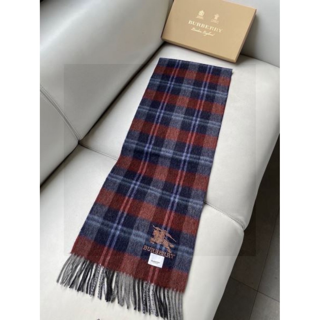 ストール タータンチェック 大判タイプ 肩掛け対応 差し色コーデ BURBERRY バーバリー コピー マフラー ギフト映え