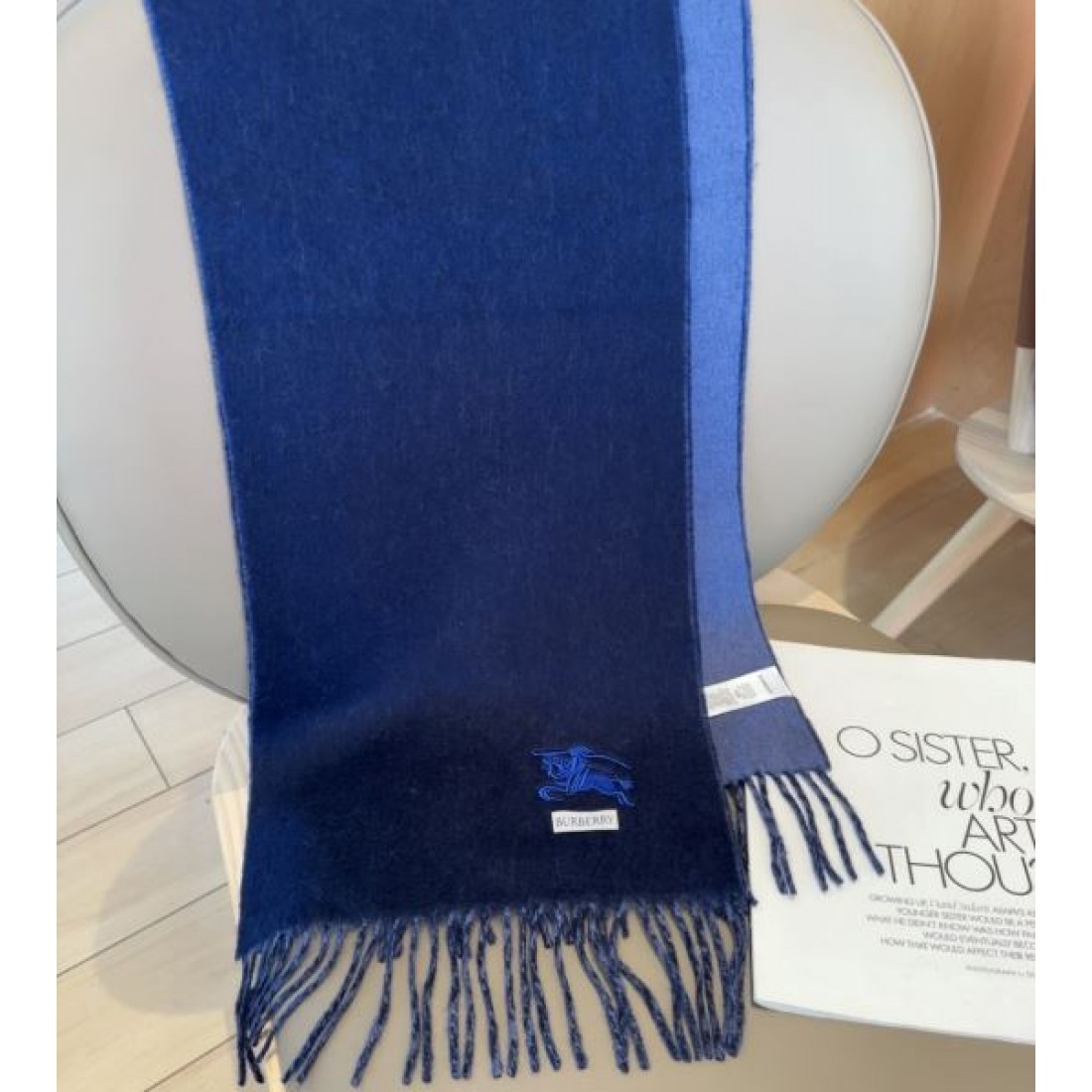ホースロゴ刺繍 フリンジ付き 落ち着き配色 メンズにもおすすめ BURBERRY バーバリー コピー マフラー 通勤にも休日にも