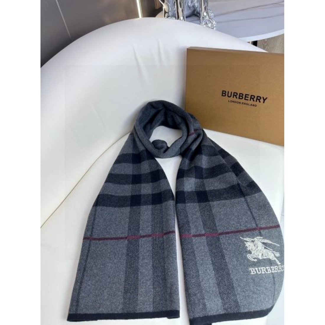 ストール バイカラー切替 ロゴポイント 大判タイプ すっきり見え BURBERRY バーバリー コピー マフラー ギフト映え
