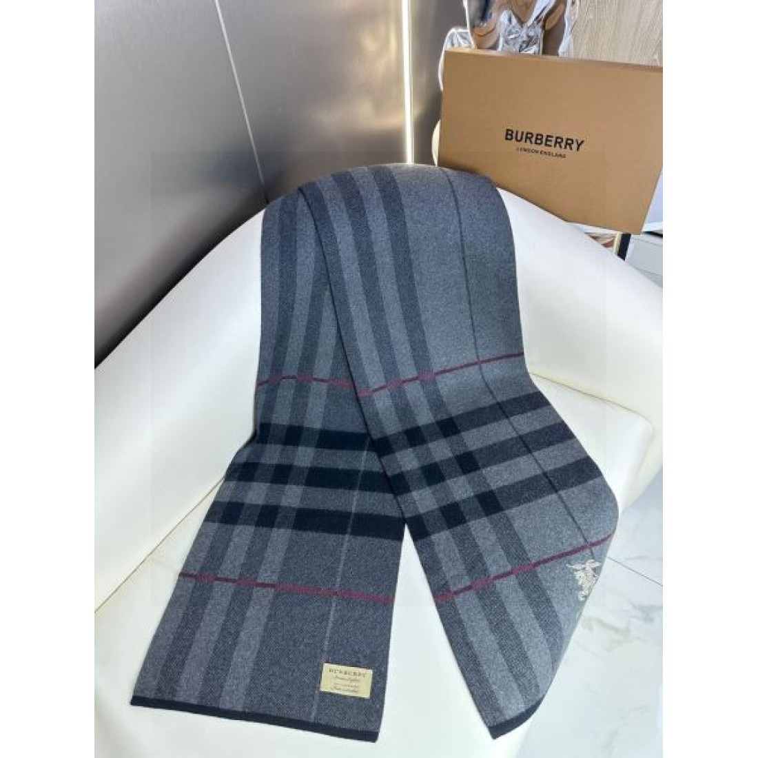 ストール バイカラー切替 ロゴポイント 大判タイプ すっきり見え BURBERRY バーバリー コピー マフラー ギフト映え