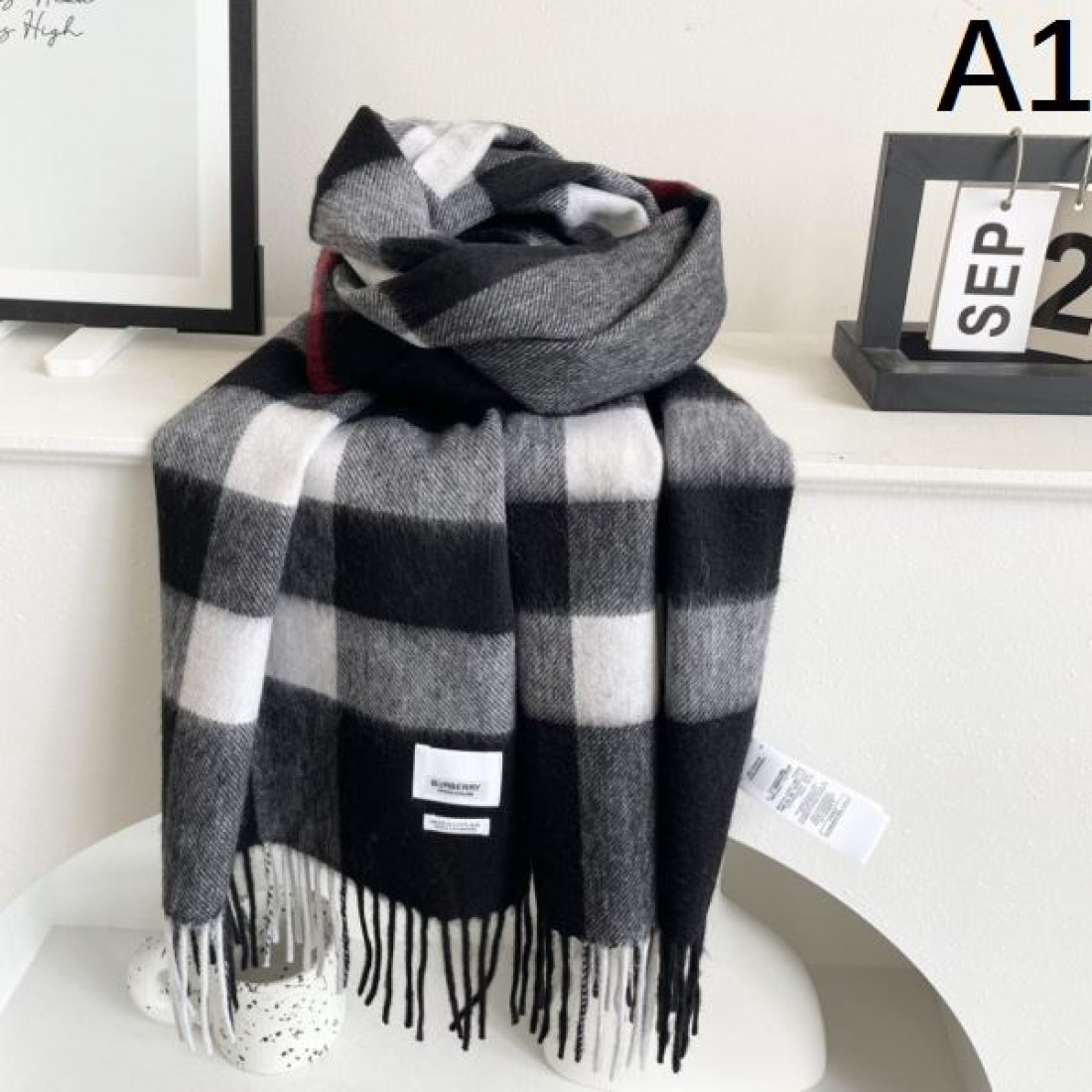 ストール マフラー ブロックチェック 肩掛け対応 BURBERRY バーバリー コピー やわらか見え 大人カジュアル 人気商品