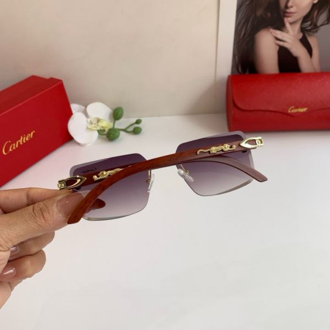 ノーブル エレガント カルティエ CARTIER コピー サングラス 気品 洗練