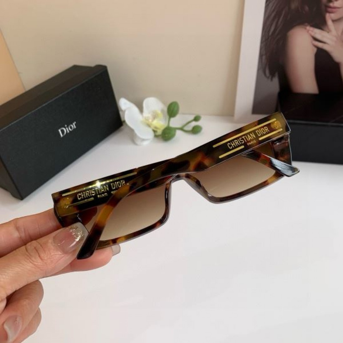 クラシックな ツイード調の エレガントな ディオール DIOR コピー サングラス 上品な 