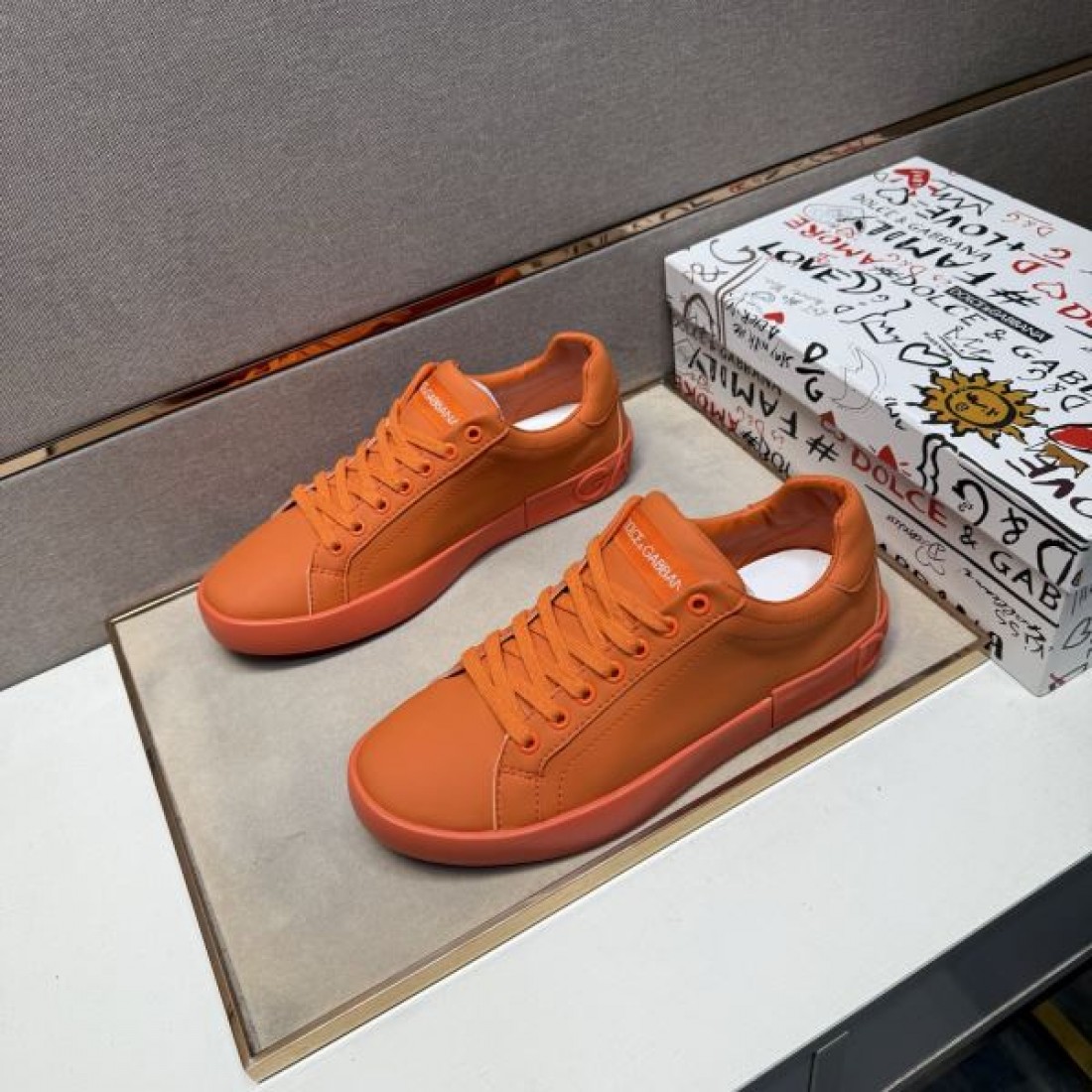 個性的 高級 ドルチェ＆ガッバーナ DOLCE＆GABBANA コピー カジュアルシューズ 華やか