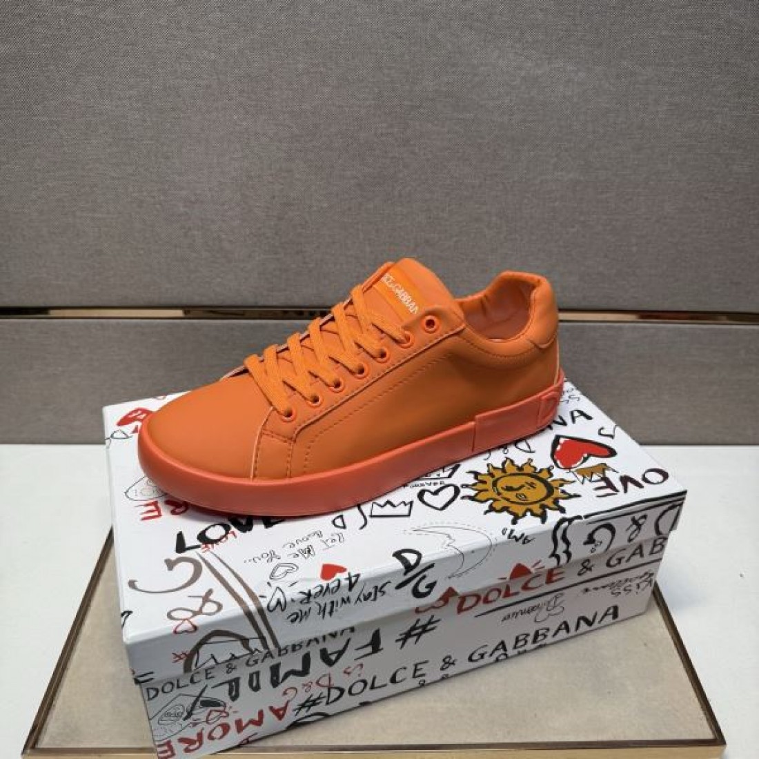 個性的 高級 ドルチェ＆ガッバーナ DOLCE＆GABBANA コピー カジュアルシューズ 華やか