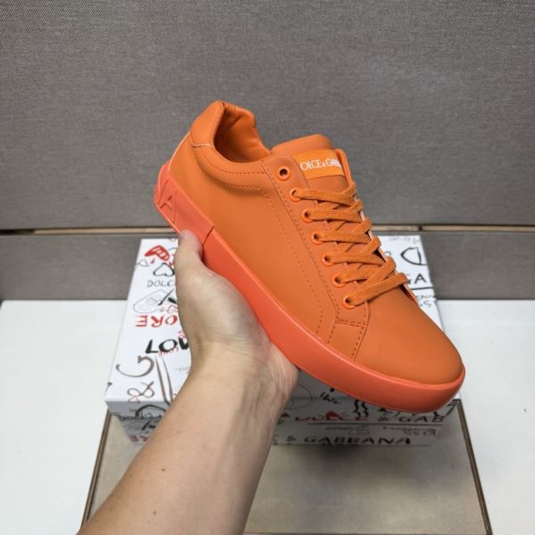 個性的 高級 ドルチェ＆ガッバーナ DOLCE＆GABBANA コピー カジュアルシューズ 華やか