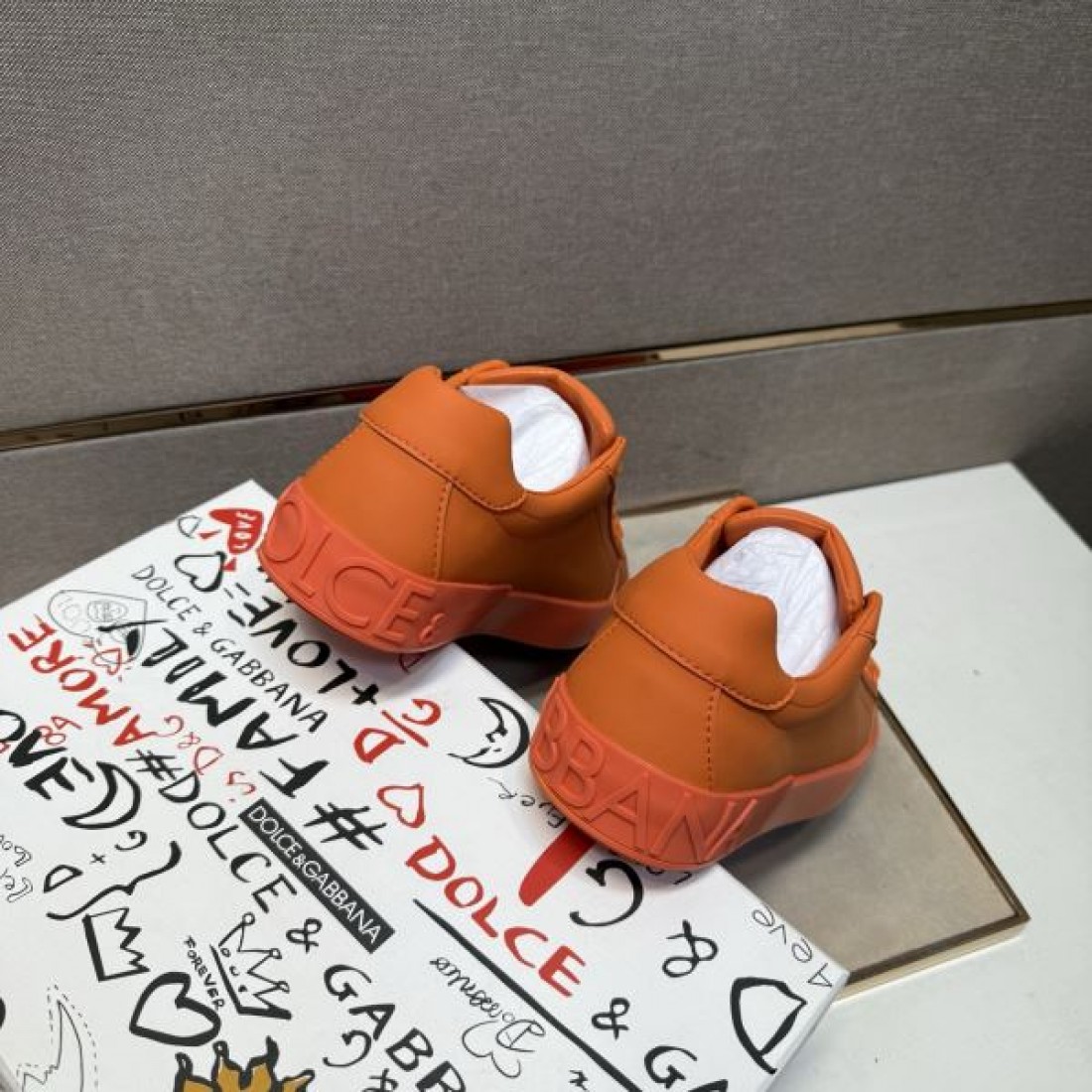 個性的 高級 ドルチェ＆ガッバーナ DOLCE＆GABBANA コピー カジュアルシューズ 華やか