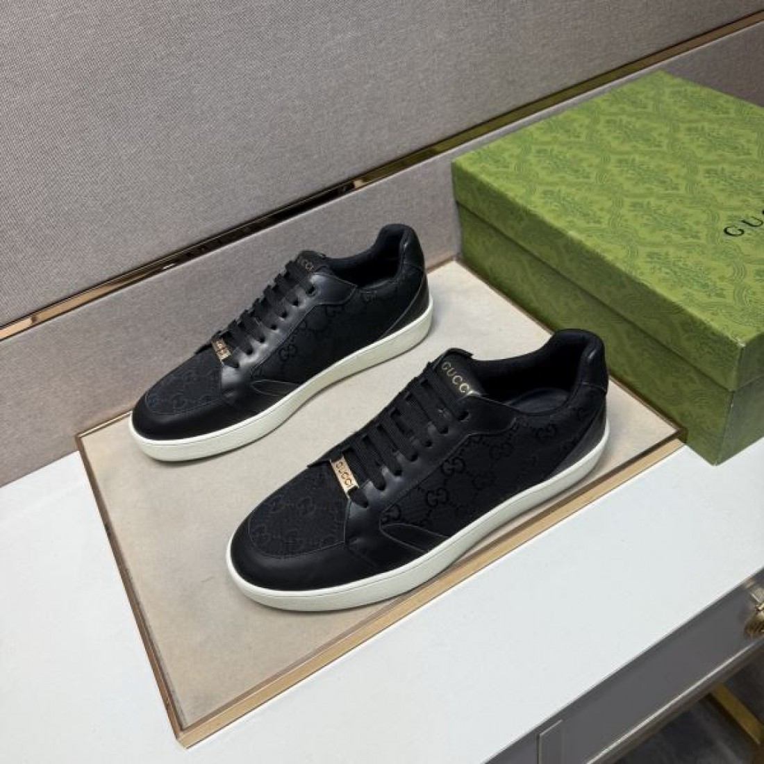  洗練 上質 グッチ GUCCI コピー カジュアルシューズ 軽快 おしゃれ