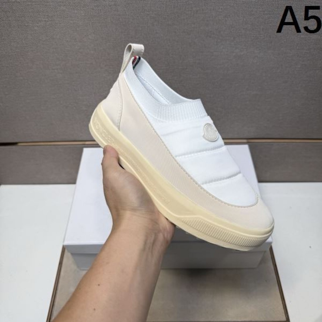 アルペン テクニカル 高性能 MONCLER モンクレール コピー カジュアルシューズ 軽量 快適 機能的