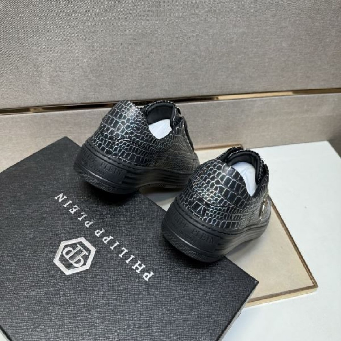 スカル ロックPHILIPP PLEIN フィリッププレイン カコピー ジュアルシューズ 