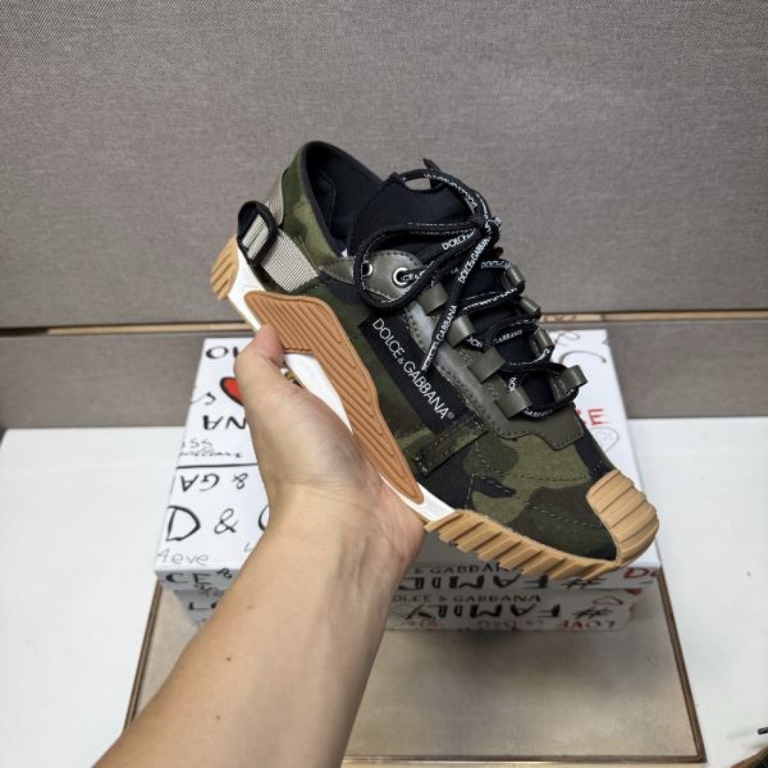 端正 高級感 DOLCE＆GABBANA ドルチェ＆ガッバーナ コピー ビジネスシューズ 重厚 洗練