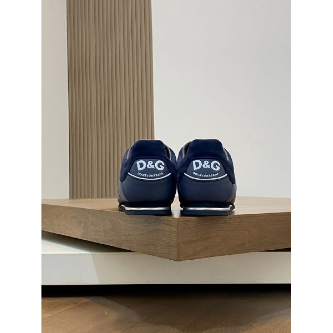 アニマルプリント ドラマチック セクシー DOLCE＆GABBANA ドルチェ＆ガッバーナ コピー スニーカー 