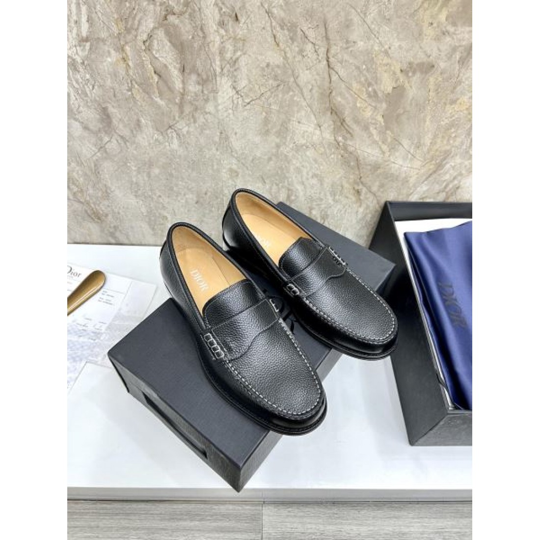 上質 洗練 DIOR ディオール コピー ビジネスシューズ 高級感 優雅