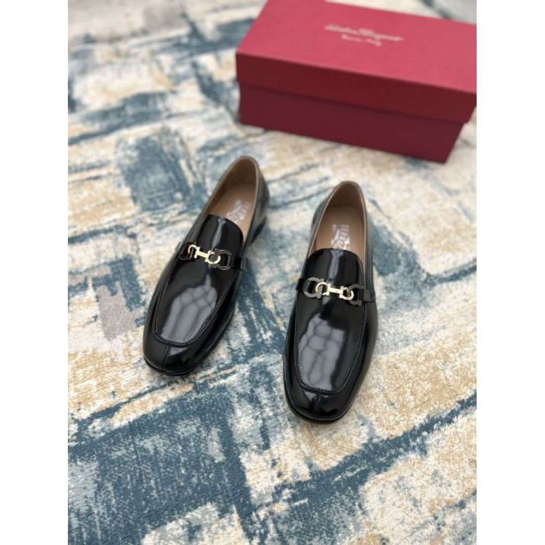 プレーン トゥ モダン FERRAGAMO サルヴァトーレ フェラガモ コピー ビジネスシューズ シンプル