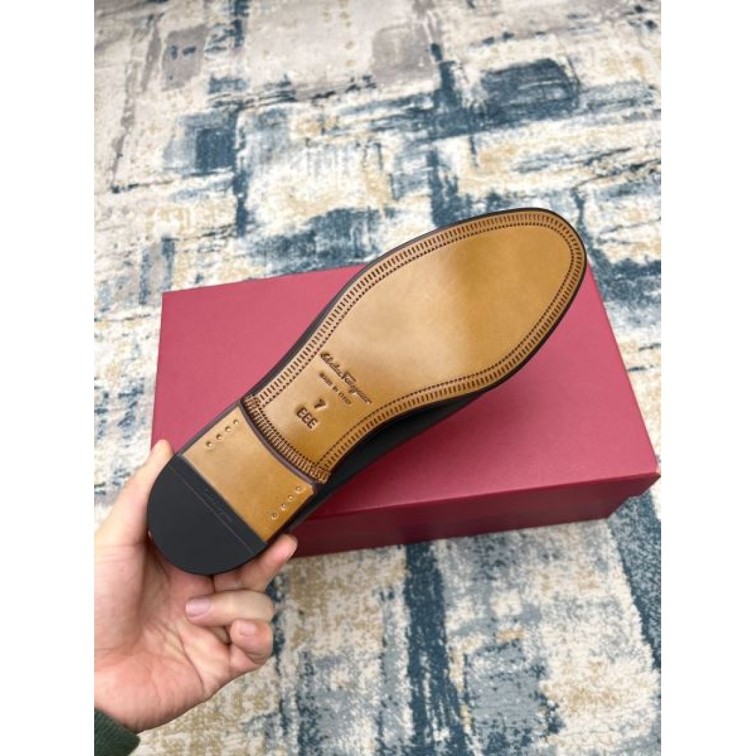  スエード テクスチャー ラグジュアリー FERRAGAMO サルヴァトーレ フェラガモ コピー ビジネスシューズ