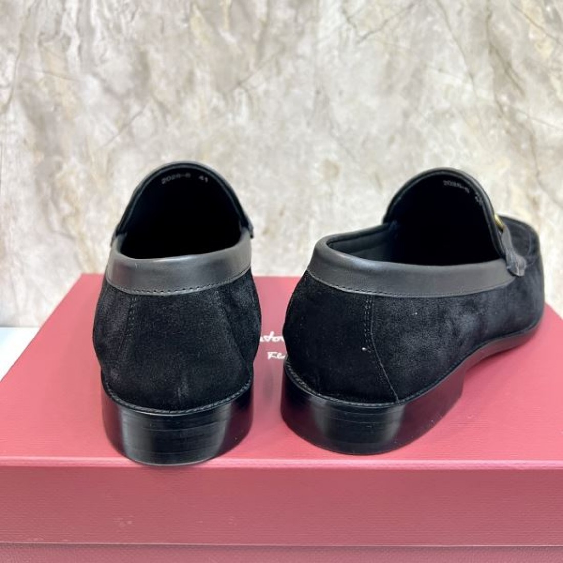 伝統的 ガンチーニ 上品 FERRAGAMO サルヴァトーレ フェラガモ コピー ビジネスシューズ