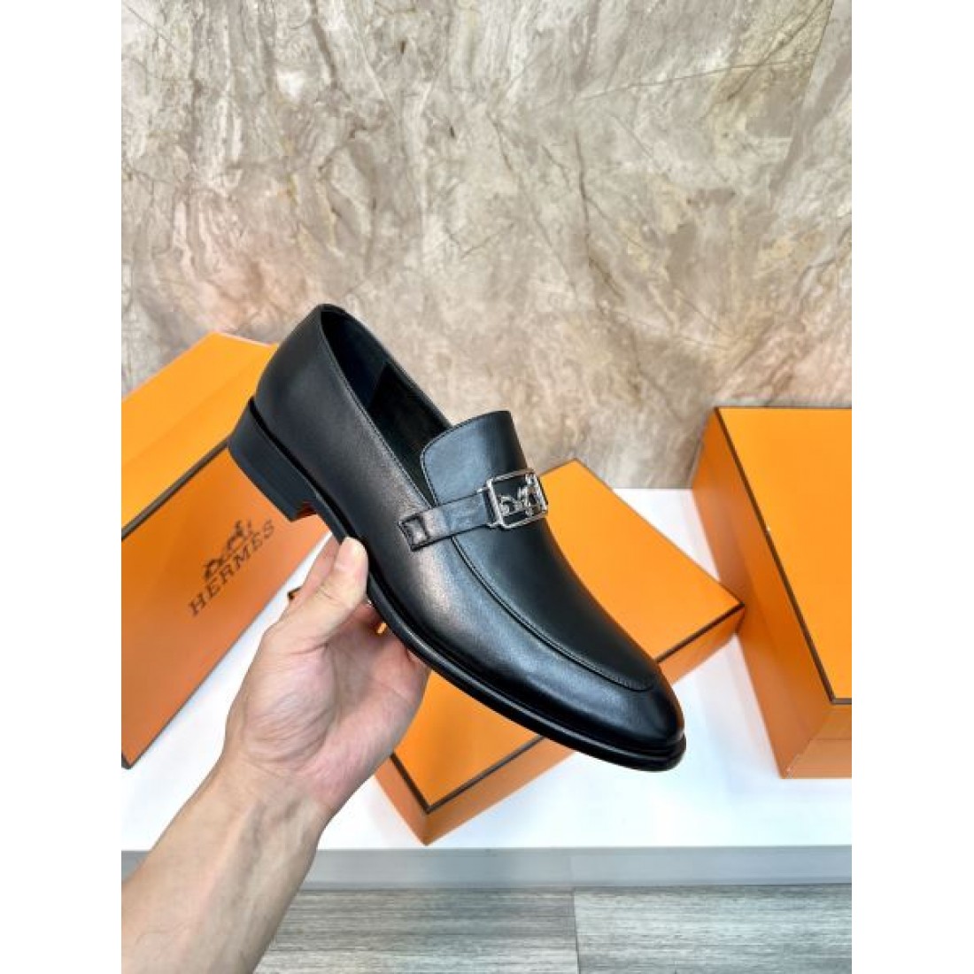 伝統 極上レザー HERMES エルメス コピー ビジネスシューズ 重厚 格式 耐久性