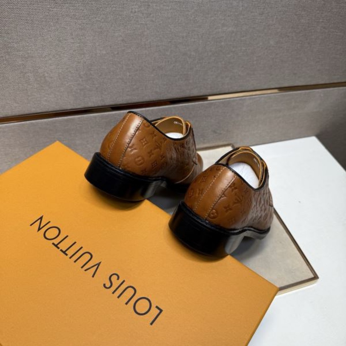 端正 モダン 高級感 LOUIS VUITTON ルイヴィトン コピー ビジネスシューズ 耐久性 上質 