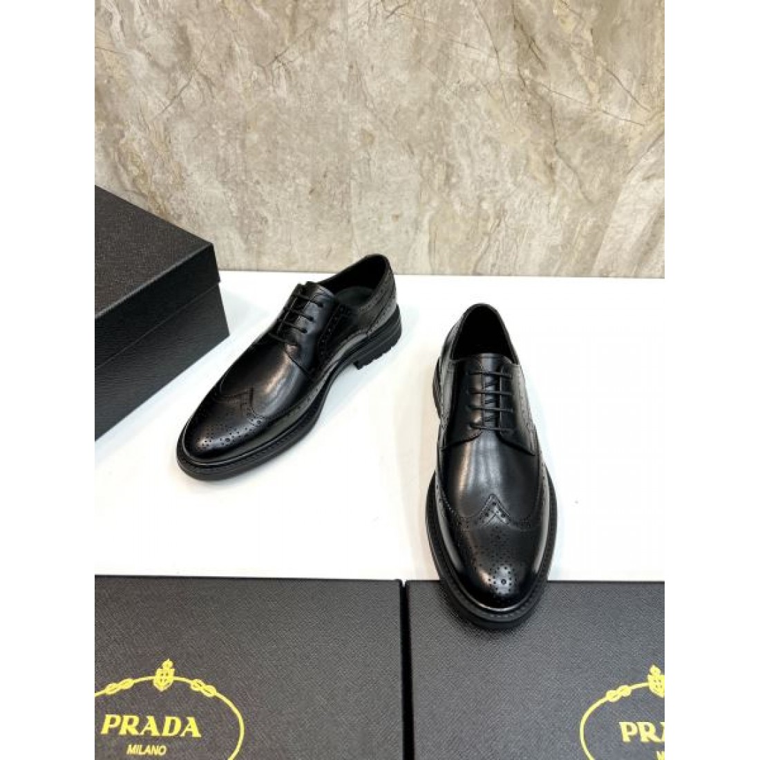 上品 クラシック 高耐久 PRADA プラダ コピー ビジネスシューズ 精巧 美しい 高品質