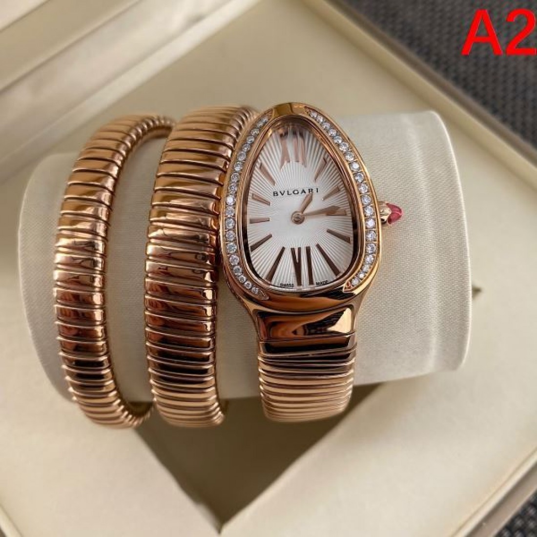 セルペンティ風 スパイラルブレス 蛇モチーフ BVLGARI ブルガリ コピー 腕時計 ラグジュアリー見え 2026新作 注目アイテム