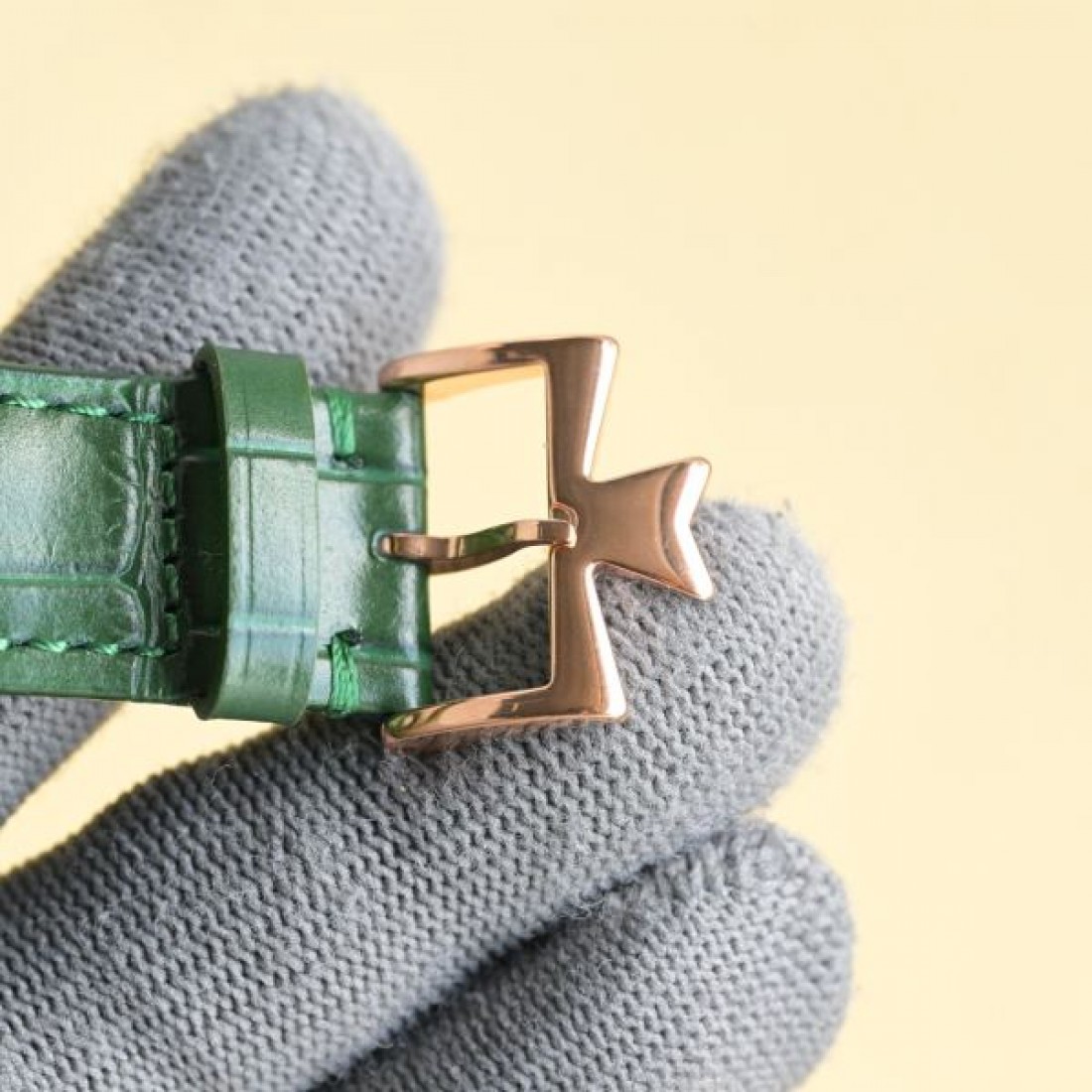 上品 端正 ヴァシュロン コンスタンタン VACHERON CONSTANTIN コピー 時計 重み 高級感