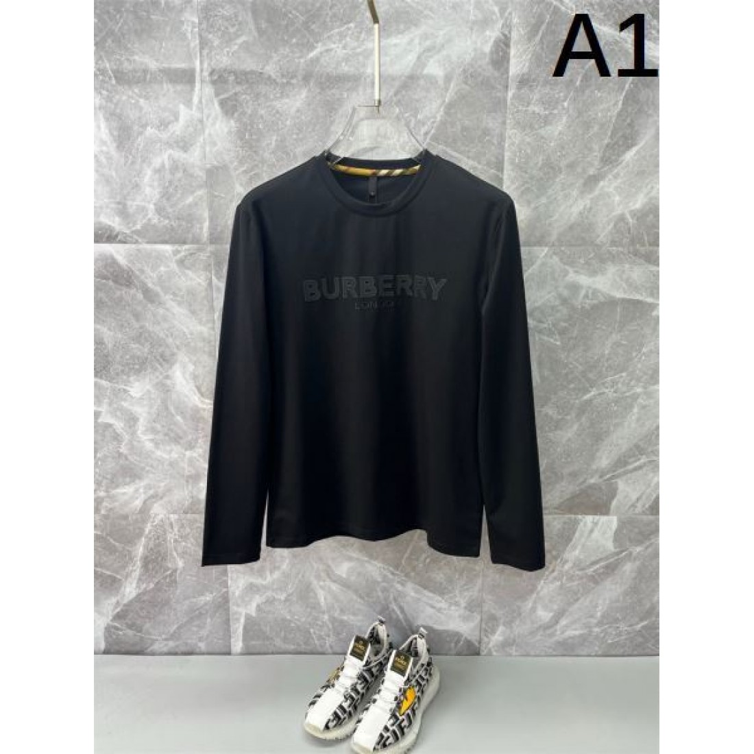 スタイリッシュ 清潔感 バーバリー BURBERRY コピー 長袖Tシャツ 使いやすい 快適