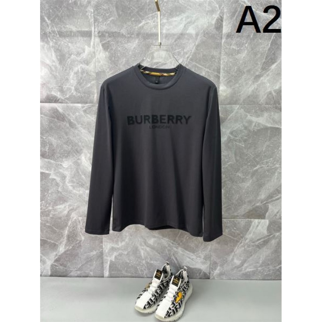 スタイリッシュ 清潔感 バーバリー BURBERRY コピー 長袖Tシャツ 使いやすい 快適