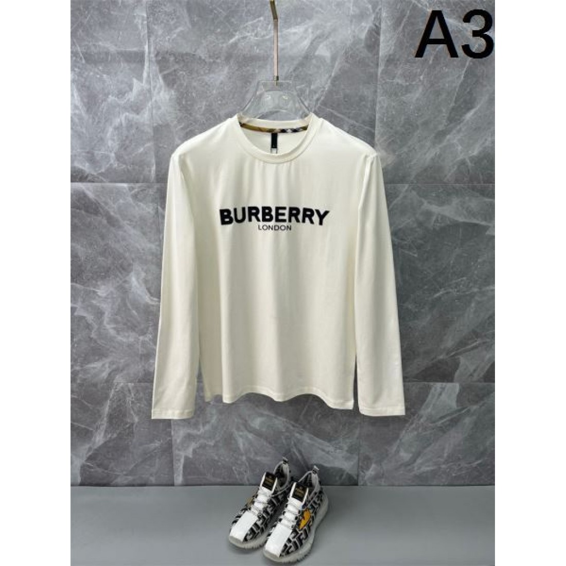 スタイリッシュ 清潔感 バーバリー BURBERRY コピー 長袖Tシャツ 使いやすい 快適