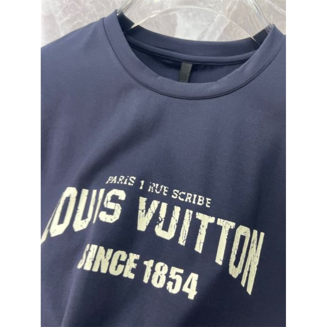華やか 限定 ルイヴィトン LOUIS VUITTON コピー 長袖Tシャツ 特別 贅沢